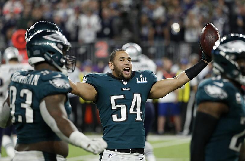 Geschafft! Linebacker Kamu Grugier-Hill von den Eagles im Freudentaumel.