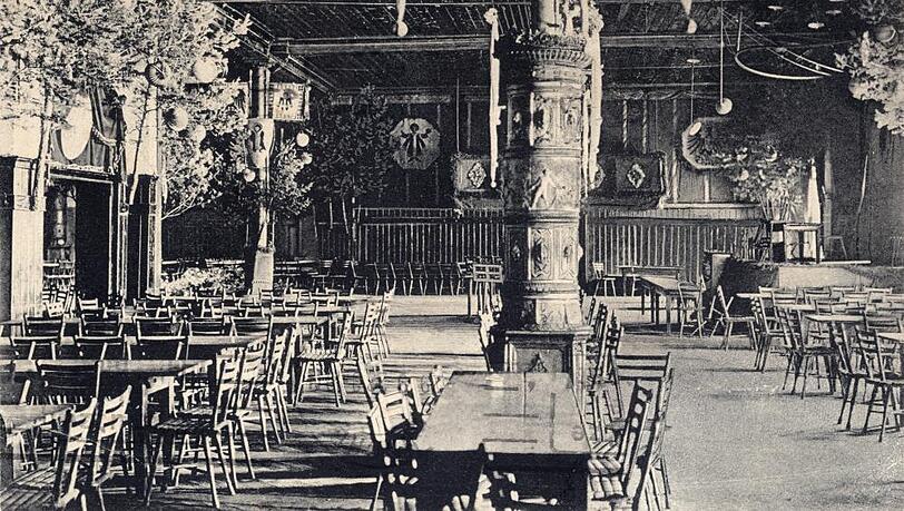 Ein Haus mit Geschichte. Im Jahr 1910 befand sich am Kapuzinerplatz die Gaststätte von Thomasbräu. Ein Haus mit Geschichte. Im Jahr 1910 befand sich am Kapuzinerplatz die Gaststätte von Thomasbräu.