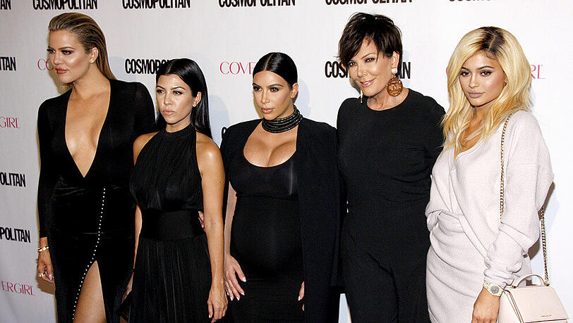 Kris Jenner (2.v.r.) ist stolze sechsfache Mutter. Kris Jenner (2.v.r.) ist stolze sechsfache Mutter.