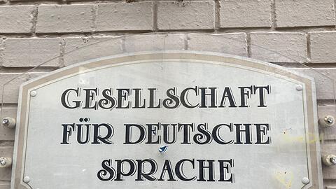 Die Sprachwissenschaftler der Gesellschaft für deutsche Sprache beraten Standesämter, ob ein Vorname eingetragen werden kann oder nicht. (Archivbild)