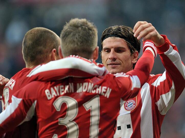 Dickes Lob von Mario Gomez für Bastian Schweinstiegr
