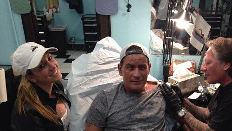 Charlie Sheen scheut keine Schmerzen Charlie Sheen scheut keine Schmerzen