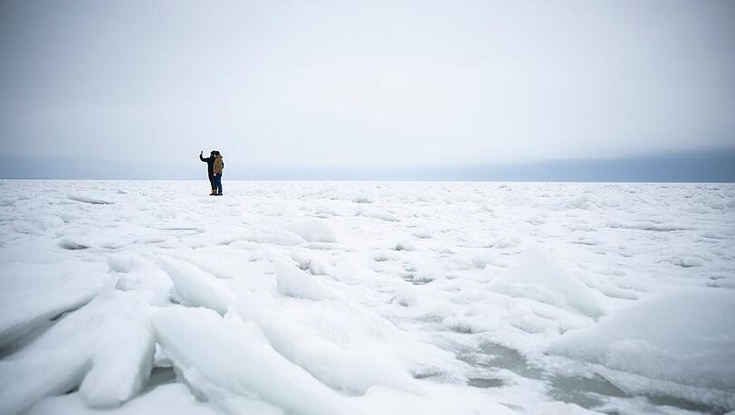 Im Nordosten beginnt auch die neue Woche frostig.