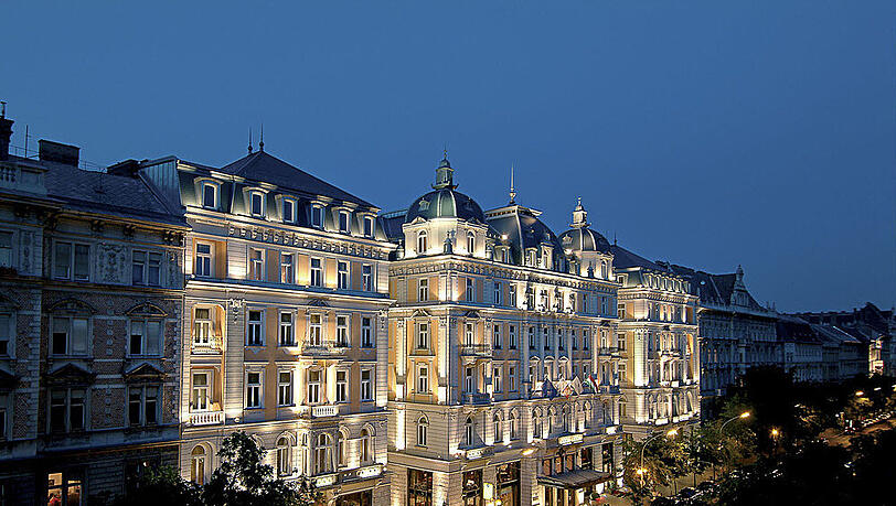 Vorlage für "The Grand Hotel Budapest" das Corinthia am Elisabethboulevard Vorlage für "The Grand Hotel Budapest" das Corinthia am Elisabethboulevard