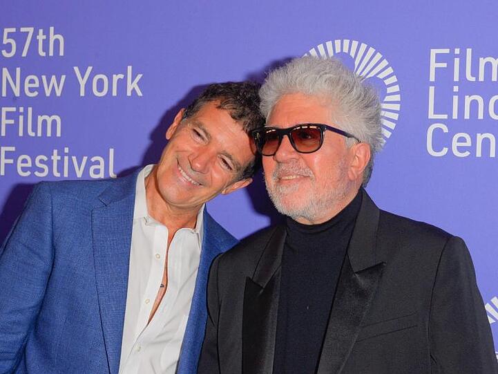 Zwei Spanier Seite an Seite: Antonio Banderas (l) und Pedro Almodóvar.
