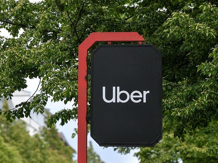 Uber hat für das vergangene Vierteljahr einen Verlust von mehr als 5 Milliarden Dollar gemeldet.