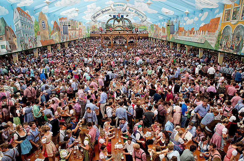 Wird zur Wiesn im kommenden Jahr neu gebaut: das Hacker-Festzelt.