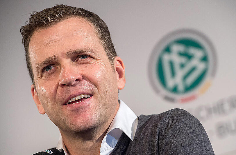 Bierhoff macht nach dem Bundesliga-Auftakt die Losfee.