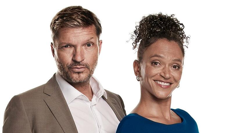 Hardy Krüger jr. wirft als Ralf Sobotta ein Auge auf die von Sarah Masuch dargestellte Anette Roth.
