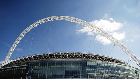 Wembley? Aber gerne doch! An die englische Kathedrale des Fußballs haben Bundestrainer Jogi Löw und der DFB gute Erinnerungen.
