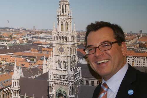 Seppi Schmid peilt das Rathaus an