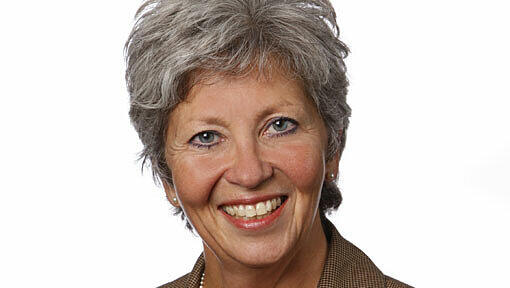 Packt an: Klinik-Chefin Elizabeth Harrison Packt an: Klinik-Chefin Elizabeth Harrison