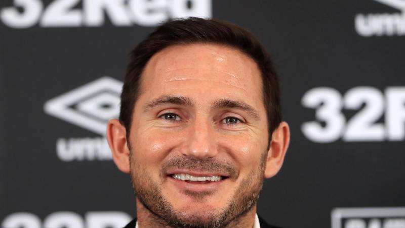 Frank Lampard nimmt an einer Pressekonferenz teil. Foto: Simon Cooper/PA Wire Frank Lampard nimmt an einer Pressekonferenz teil. Foto: Simon Cooper/PA Wire