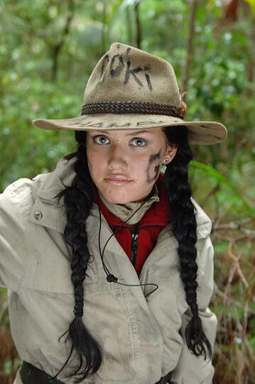 Tag 4 im Dschungelcamp: Jazzy muss in die Stinkewanne - die Bilder aus dem Camp