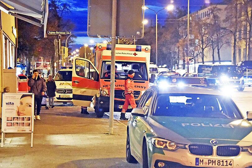 Der Unfall ereignete sich an der Fürstenriederstraße Ecke Agnes-Bernauer-Straße.