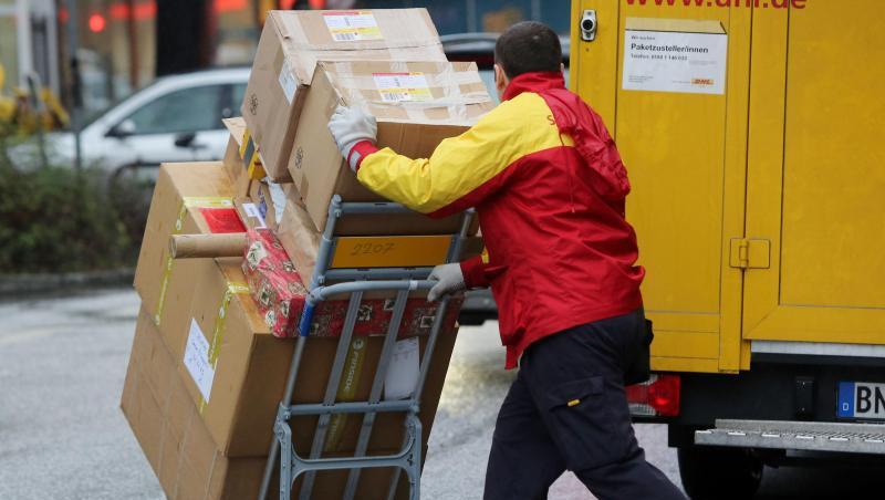 Die Spitzen von Union und SPD haben sich darauf geeinigt, Verbesserungen für Paketboten einzuführen. Die Spitzen von Union und SPD haben sich darauf geeinigt, Verbesserungen für Paketboten einzuführen.