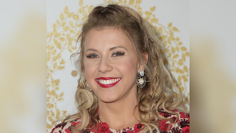 "Full House"-Star Jodie Sweetin hat sich mit ihrem Freund verlobt.