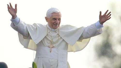 Papst Benedikt XVI. bleibt in der Kritik Papst Benedikt XVI. bleibt in der Kritik
