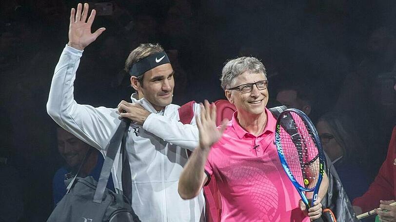 Roger Federer und Bill Gates beim Charity-Doppel 2018