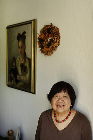 Sian Spohn in ihrer Wohnung.