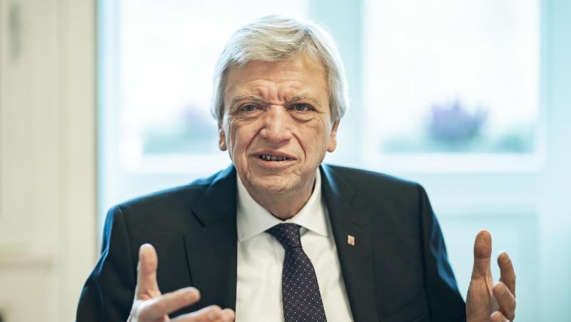 Volker Bouffier (CDU), Ministerpräsident von Hessen, will sein Land in Sachen Altschulden nicht im Nachteil sehen.