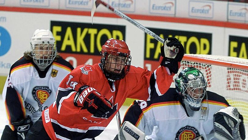 Die U18-Eishockey-WM findet im April 2022 in Landshut und Kaufbeuren statt. Dann könnte Deutschland wie bei der U18-WM 2005 in Tschechien auf den amtierenden Weltmeister aus Kanada treffen.