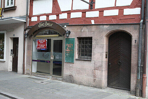Im ehemaligen Nachtlokal &bdquo;Anno Domini&ldquo; in der Augustinerstraße, das zwischenzeitlich als &bdquo;Die Bar&ldquo; firmierte, will die CSU das &bdquo;Café Beckstein&ldquo; einrichten.