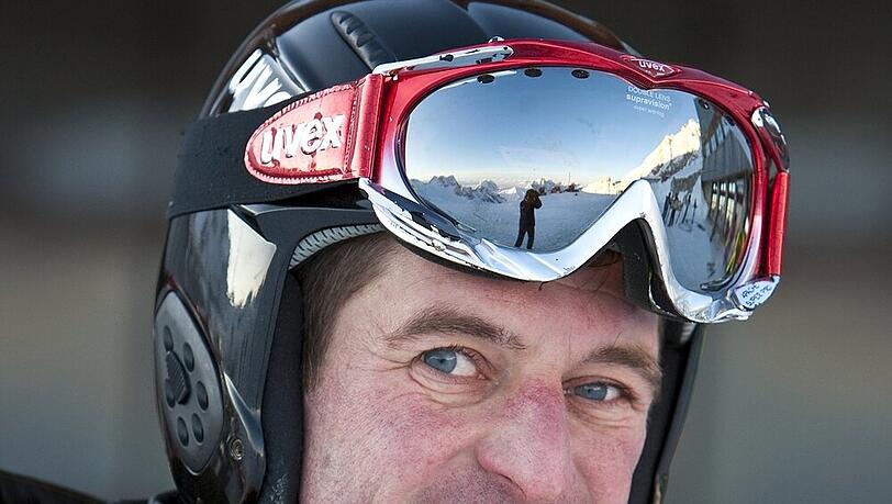 DSV-Sicherheitsexperte Andreas König trägt Helm. DSV-Sicherheitsexperte Andreas König trägt Helm.