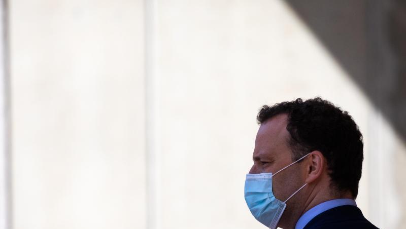 Gesundheitsminister Jens Spahn mit Mundschutz. Gesundheitsminister Jens Spahn mit Mundschutz.