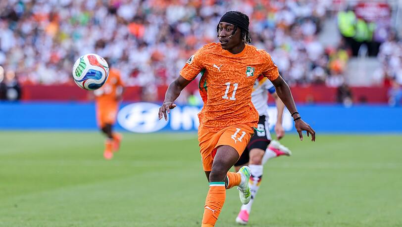 Yan Diomande von der Elfenbeink&uuml;ste will offenbar zu Paris Saint-Germain wechseln.