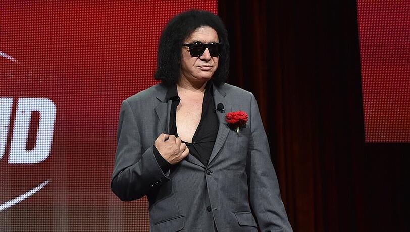Gene Simmons will nun auch mit Horrorfilmen für Furore sorgen. Ob seine Zunge einen Gastauftritt haben wird? Gene Simmons will nun auch mit Horrorfilmen für Furore sorgen. Ob seine Zunge einen Gastauftritt haben wird?