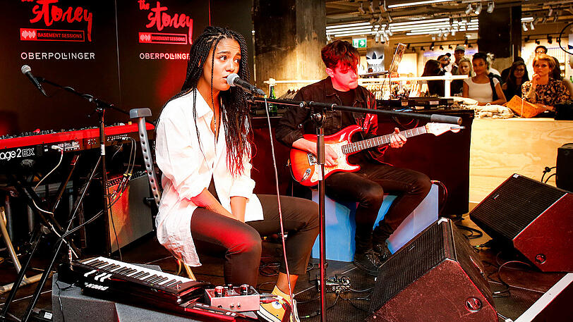 Impressionen vom Kick-Off der "The Storey Basement Sessions" im Oberpollinger.