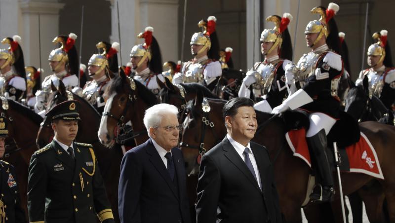 Italiens Präsident Sergio Mattarella empfängt den chinesischen Präsidenten Xi Jinping am Quirinalspalast in Rom. Italiens Präsident Sergio Mattarella empfängt den chinesischen Präsidenten Xi Jinping am Quirinalspalast in Rom.