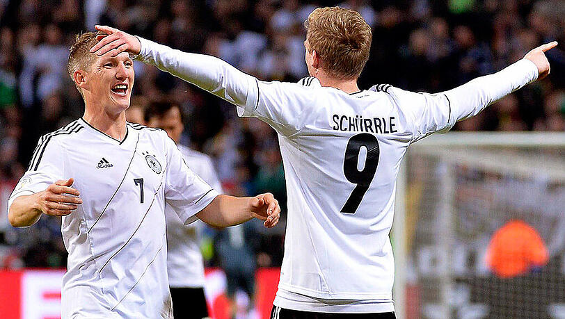 Kollegen und Freunde: die deutschen Nationalspieler Bastian Schweinsteiger (links) und André Schürrle. Kollegen und Freunde: die deutschen Nationalspieler Bastian Schweinsteiger (links) und André Schürrle.