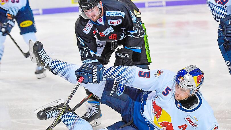 Mal nicht obenauf: Der EHC um Keith Aulie kassiert in Straubing die erste Saisonniederlage.