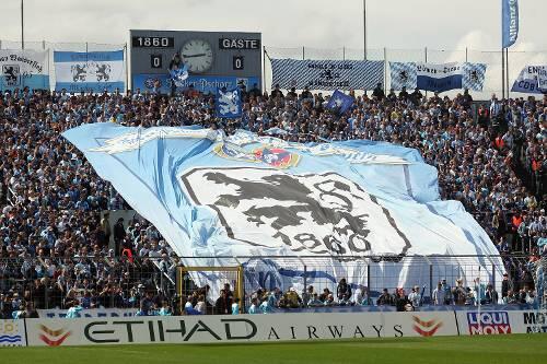 Am Samstag soll nicht nur die Westkurve des Grünwalder Stadions wieder voll werden.