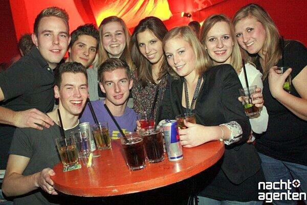 "Party zum IHK Abschluss" in der Nachtgalerie (Mittwoch 23.11.2011). Noch mehr Fotos sehen Sie unter: www.nachtagenten.de.