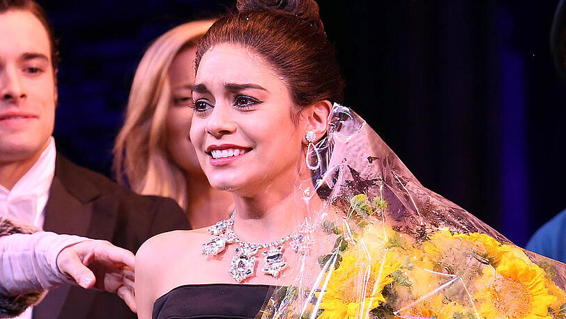 Hudgens bei der "Gigi"-Premiere im Neil Simon Theatre/New York Hudgens bei der "Gigi"-Premiere im Neil Simon Theatre/New York