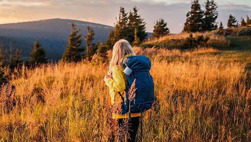 Wenn die Sommerhitze nachlässt, beginnt vielerorts eine besonders schöne Wanderzeit. Wenn die Sommerhitze nachlässt, beginnt vielerorts eine besonders schöne Wanderzeit.