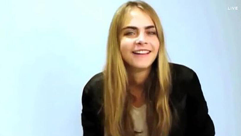 Cara Delevingne bezaubert mit ihrer ausgeflippten Persönlickeit Cara Delevingne bezaubert mit ihrer ausgeflippten Persönlickeit