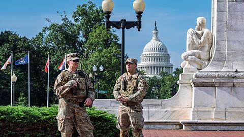 Einheiten der Nationalgarde sollen mit ihrer Präsenz Sicherheit und Ordnung in der US-Hauptstadt vermitteln.