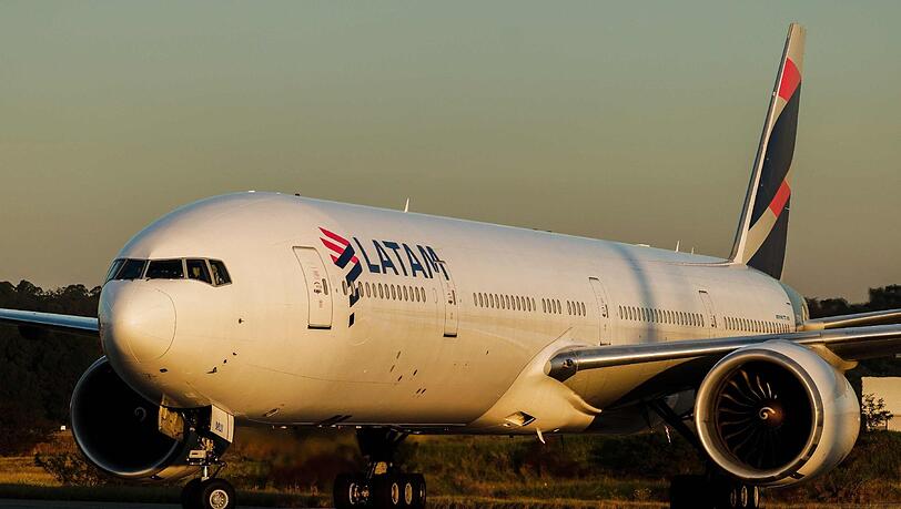 Verletzt wurde bei dem Vorfall niemand, teilte die Fluggesellschaft LATAM mit. (Archivbild) Verletzt wurde bei dem Vorfall niemand, teilte die Fluggesellschaft LATAM mit. (Archivbild)