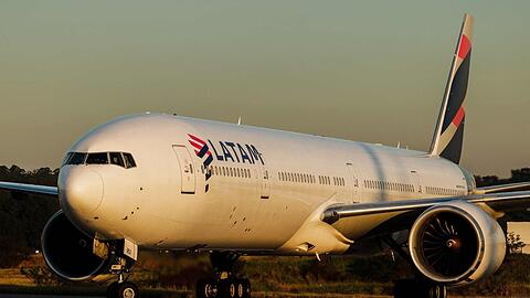 Verletzt wurde bei dem Vorfall niemand, teilte die Fluggesellschaft LATAM mit. (Archivbild)