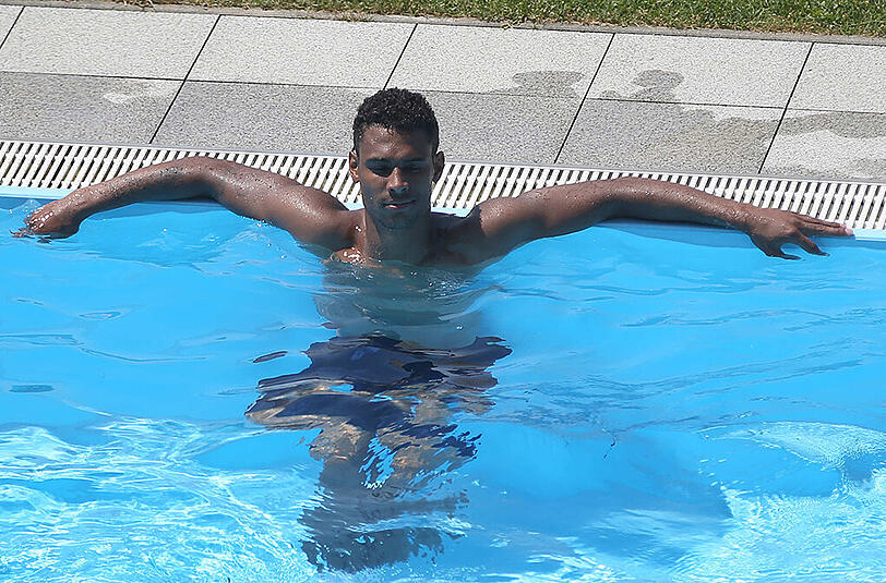 Schwitzen, schwimmen, strampeln: Die Löwen absolvieren am ersten Tag im Trainingslager in Bad Häring ein buntes, abwechslungsreiches Programm. Und sie haben offensichtlich Spaß dabei.