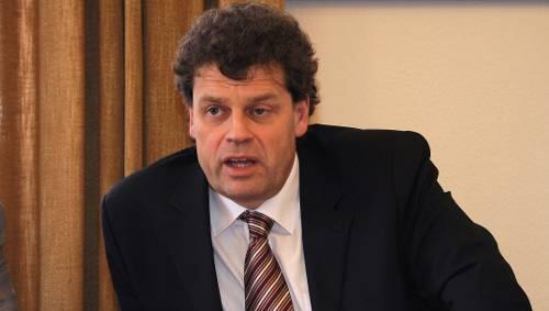"Der Spielbetrieb geht weiter": Achim Klamroth, Präsident der FCN Handball GmbH. "Der Spielbetrieb geht weiter": Achim Klamroth, Präsident der FCN Handball GmbH.