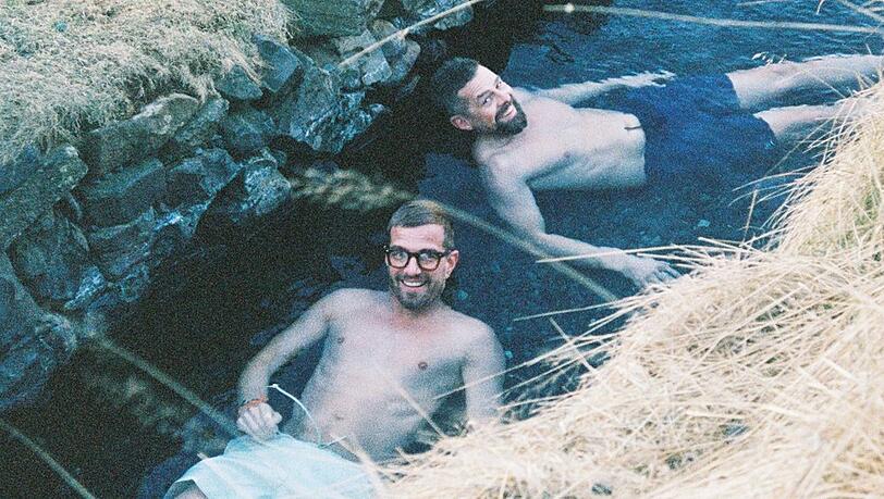 In "Joko & Klaas machen Urlaub" gehen Joko Winterscheidt und Klaas Heufer-Umlauf auch baden. In "Joko & Klaas machen Urlaub" gehen Joko Winterscheidt und Klaas Heufer-Umlauf auch baden.