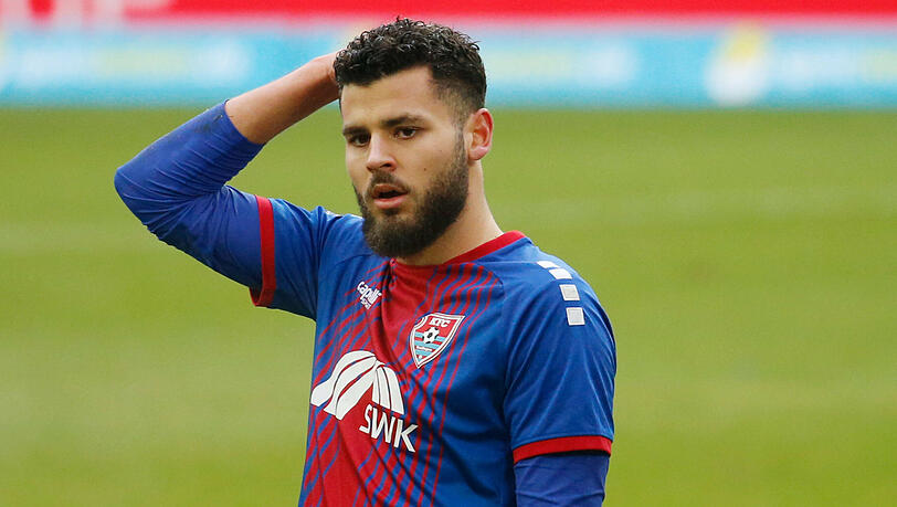 Der Wechsel von Dave Gnaase zum TSV 1860 scheiterte an der Freigabe des KFC Uerdingen. Der Wechsel von Dave Gnaase zum TSV 1860 scheiterte an der Freigabe des KFC Uerdingen.