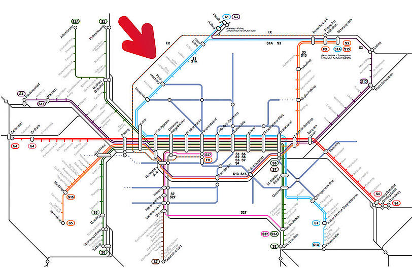 Der Flughafen-Express (schwarz-gelb gestrichelte Linie) soll in Nymphenburg aus der bestehenden Trasse ausscheren und in einem neuen Tunnel dann ohne weitere Haltestellen aus der Stadt hinausführen.