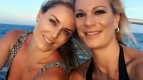 Selfie für Fortgeschrittene: Maria Höfl-Riesch (rechts) und Lindsey Vonn unter mexikanischer Sonne.