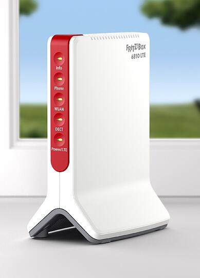 AVM hat bei der IFA eine abgespeckte Version seiner LTE-Fritzbox vorgestellt - die kleinere 6810 unterstützt im WLAN aber nur die Funkfrequenz 2,4 Gigahertz.